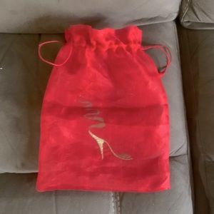 Shoe heels dust bag